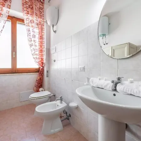 Ca' Da Tina - Calamenhir Daire *